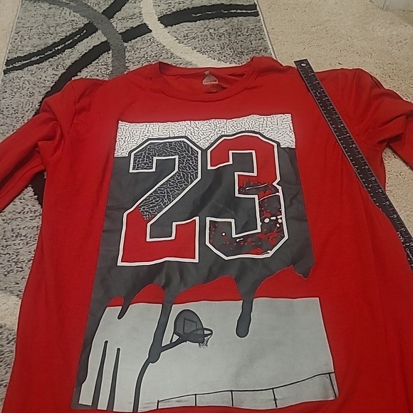 Launder Mens T-Shirt Size 2XL Red Long Sleeve 23 Greatest Hoops - Picture 7 of 8